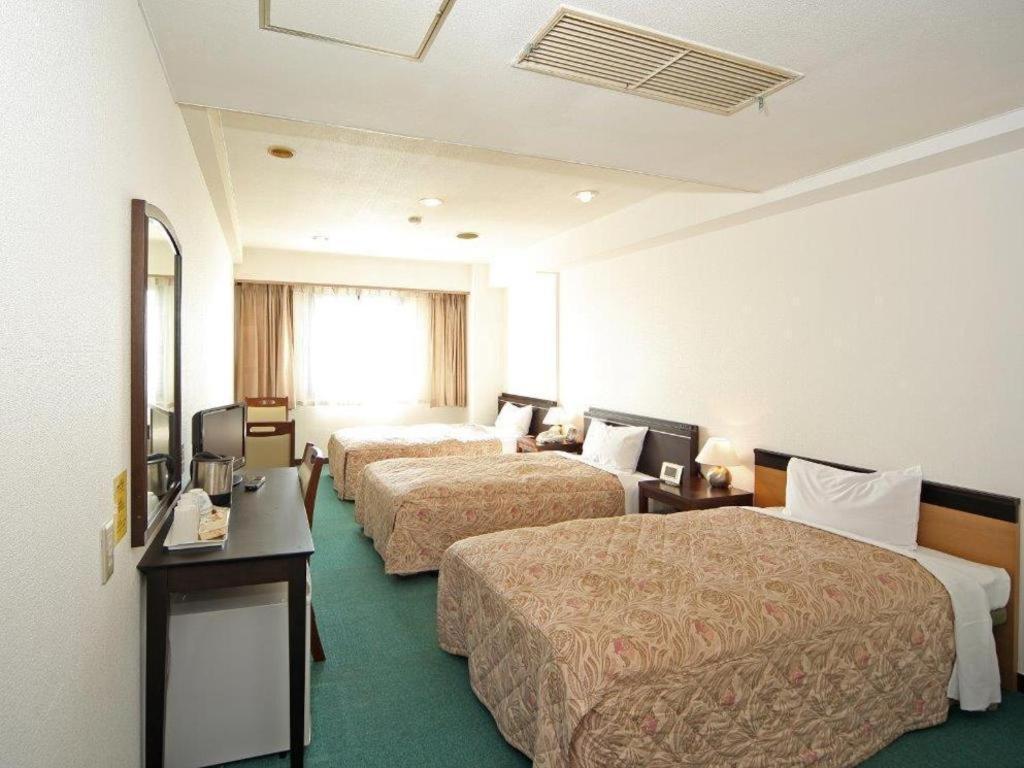 Hotel Yutaka Wing Izumisano Exterior photo